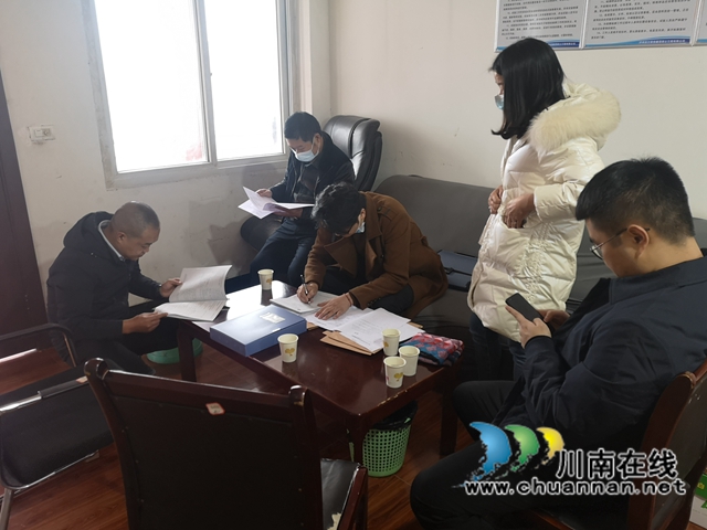 合江县卫生健康局副局长陈勇带队检查职业卫生工作