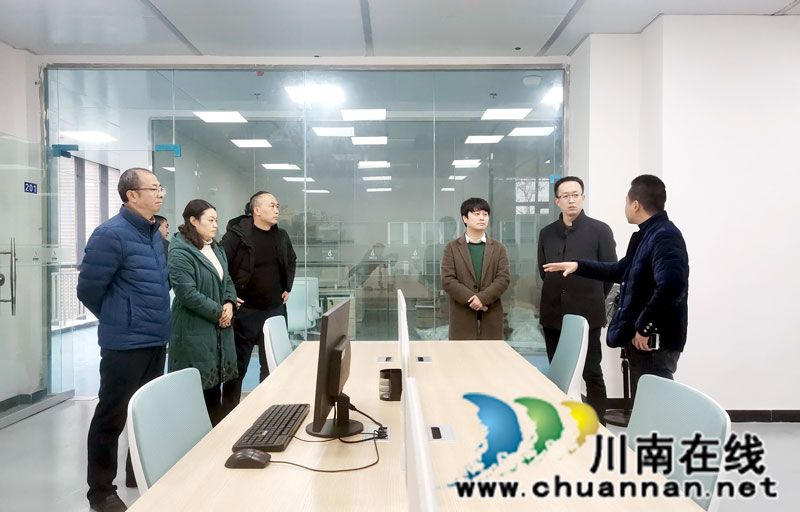 民建泸州市委考查验收市属三支部创建“五个好”魅力基层组织工作(图2)