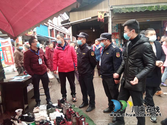 泸县云龙镇开展农贸市场专项整治工作