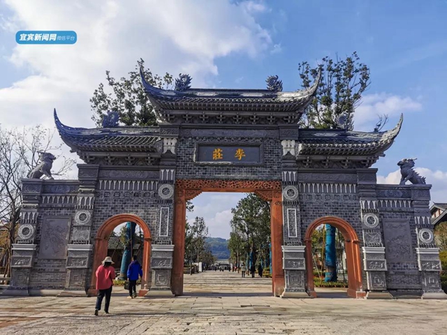 惊艳！宜宾李庄古镇添新景(图1)