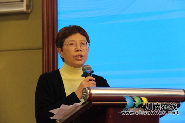 泸州市房地产业协会第八届全体会员大会暨第九届换届选举大会隆重召开(图10) 泸州市房地产业协会第八届全体会员大会暨第九届换届选举大会隆重召开(图10)