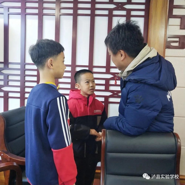 四川省足球协会青少年足球训练中心到泸州市泸县实验学校进行青训基地检查(图7)
