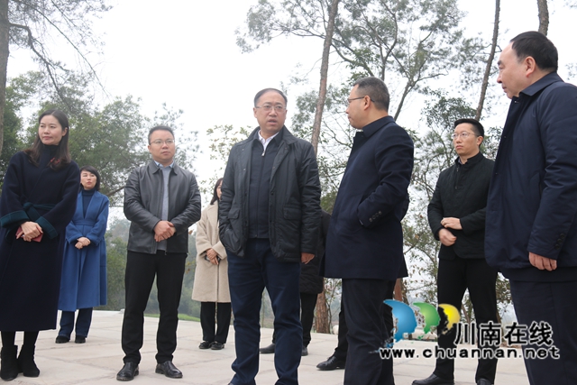 郭宏川率队到泸县云锦镇、百和镇镇调研调研东翼发展建设工作(图1)