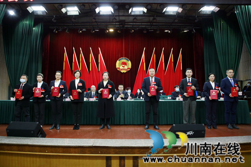 民建纳溪区基层委代表、委员积极履职(图1)