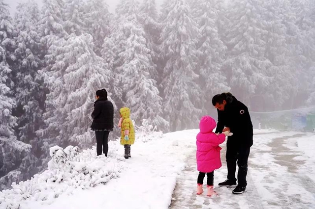 雪落叙永 山川增色！ 一起来云=͟͟͞͞赏=͟͟͞͞雪=！(图4)